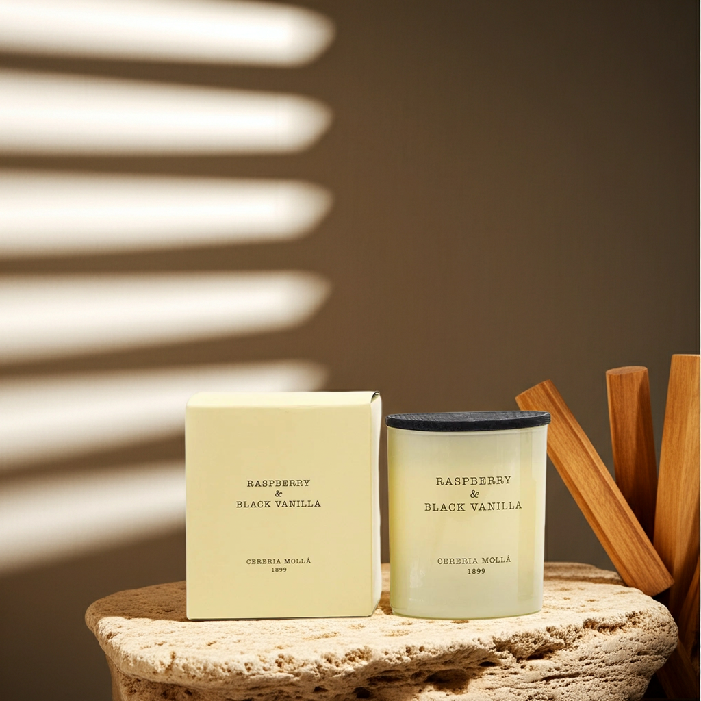 Bougie Parfumée Raspberry & Black Vanilla 230g | Cereria Mollá 1899